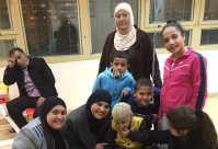 بالصور: عائلات من اللد تزور الطفل أحمد دوابشة في مستشفى تل هشومير 